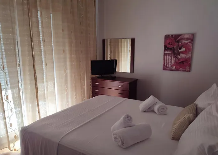 Vaia's Urban Apartament